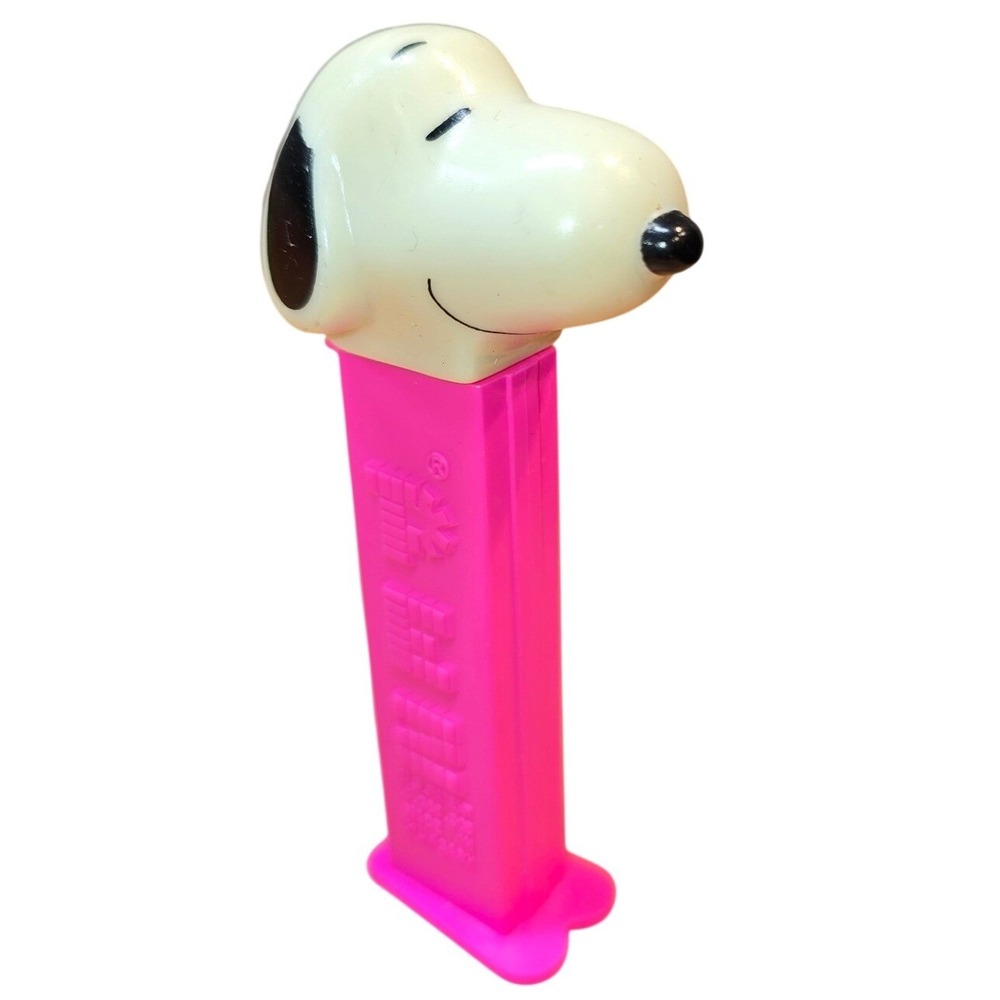 Peanuts PEZ Dispenser Snoopy‎ Pink
